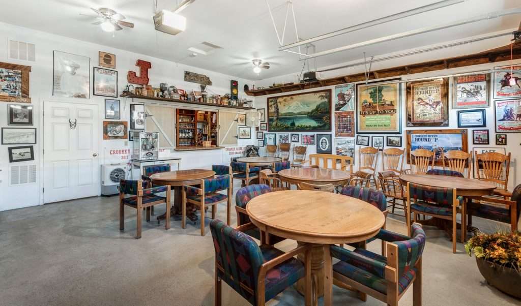 Stahancyk House, garage bar and meeting space