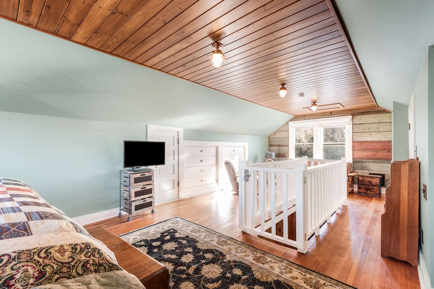 Noble House by Stahancyk House, Bedrooms